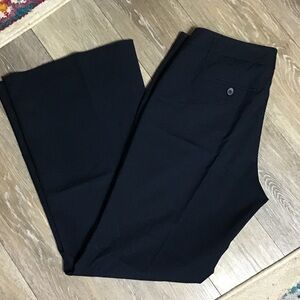 New York & company flare leg navy blue pinstripe pants trousers size 10 midrise